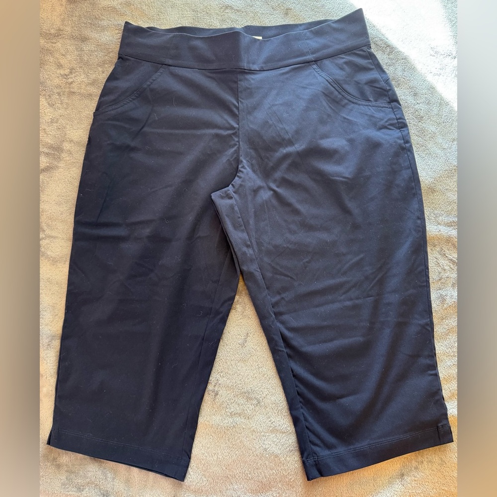 Columbia Large Women's Navy Pull On Stretch Capri